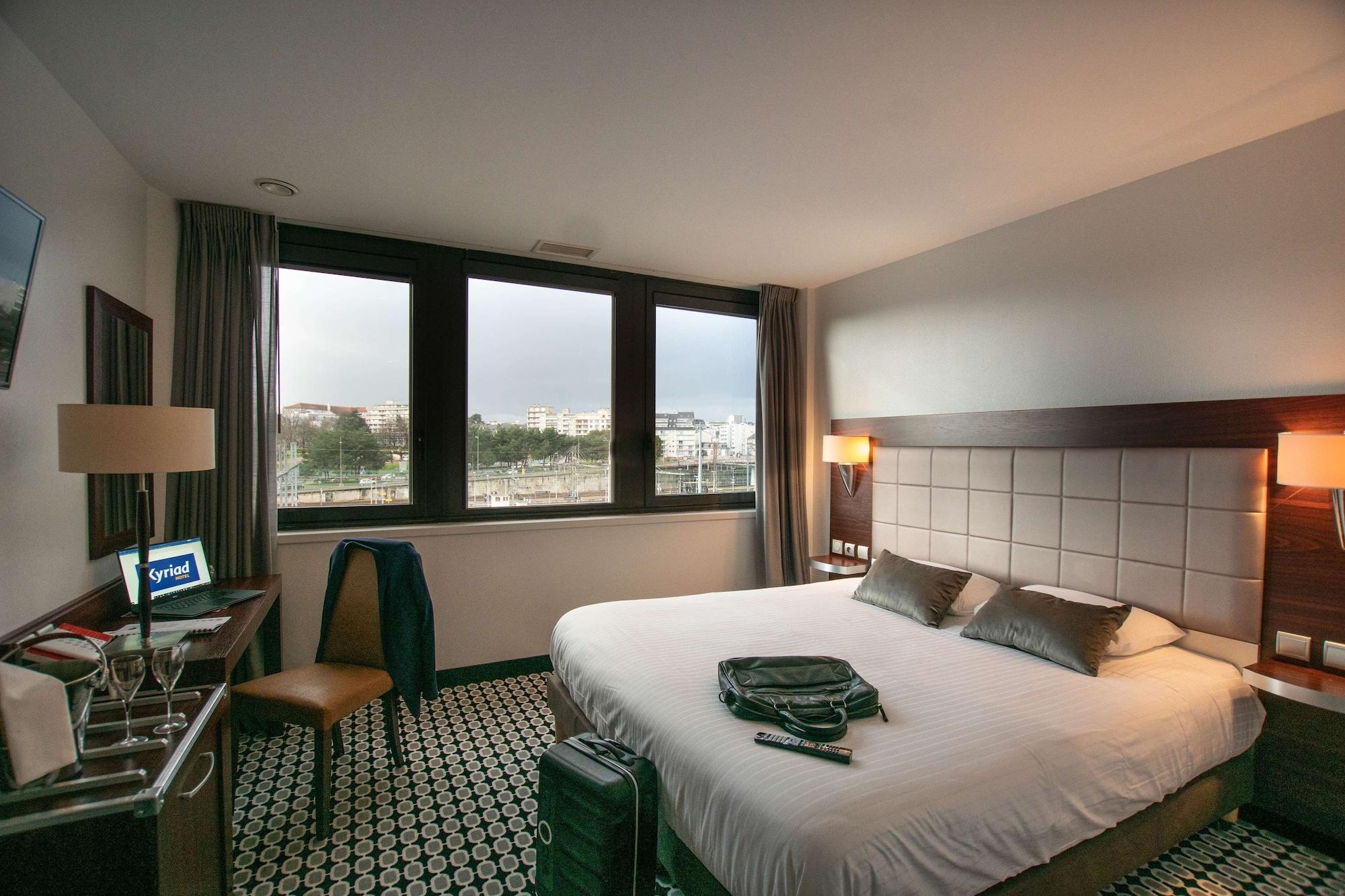 Kyriad Centre Gare - Atrium 3*