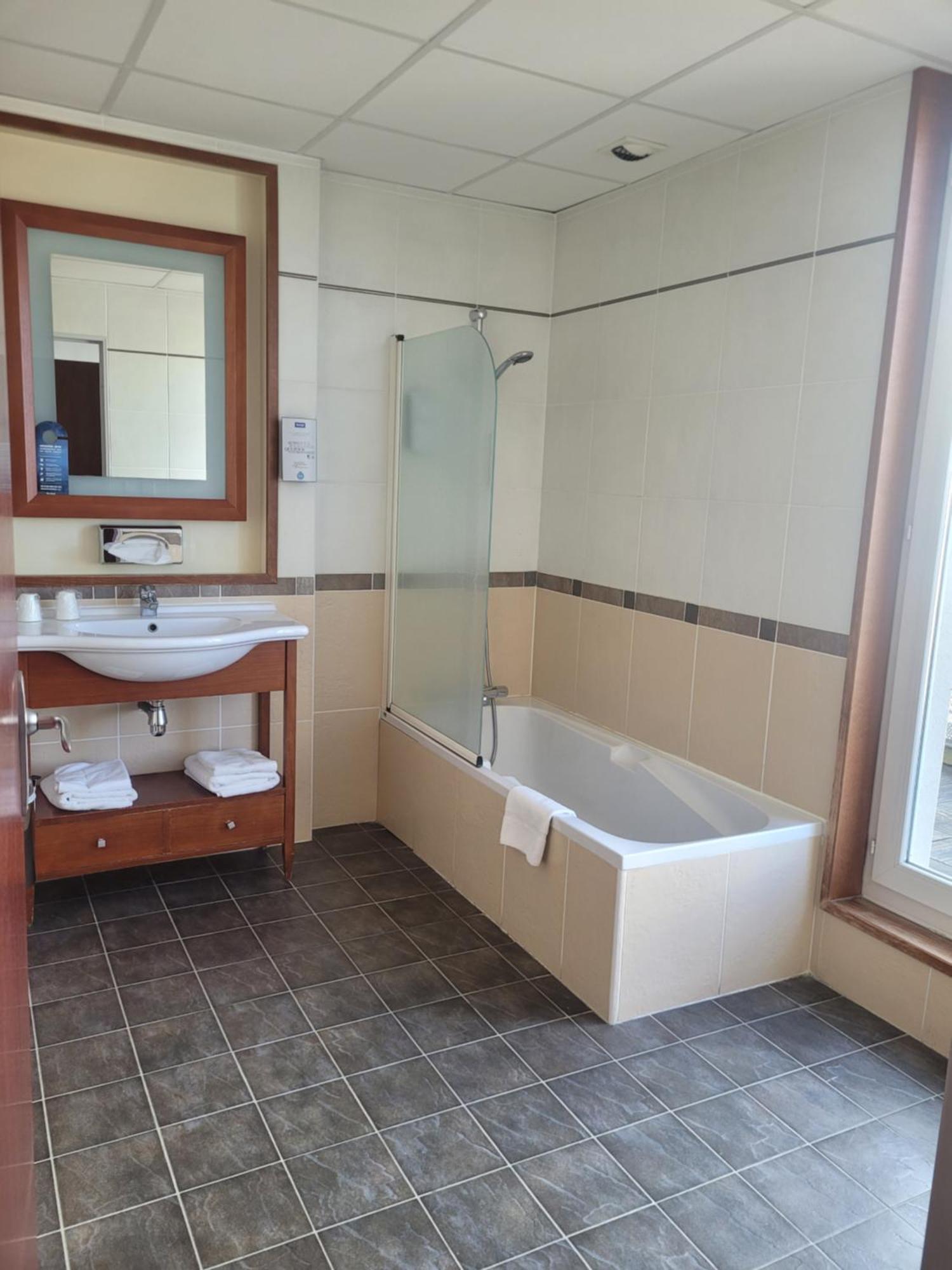 Hotel Kyriad Centre Gare - Atrium 3*